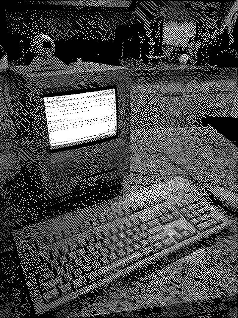 rhyal.com on a Macintosh SE/30