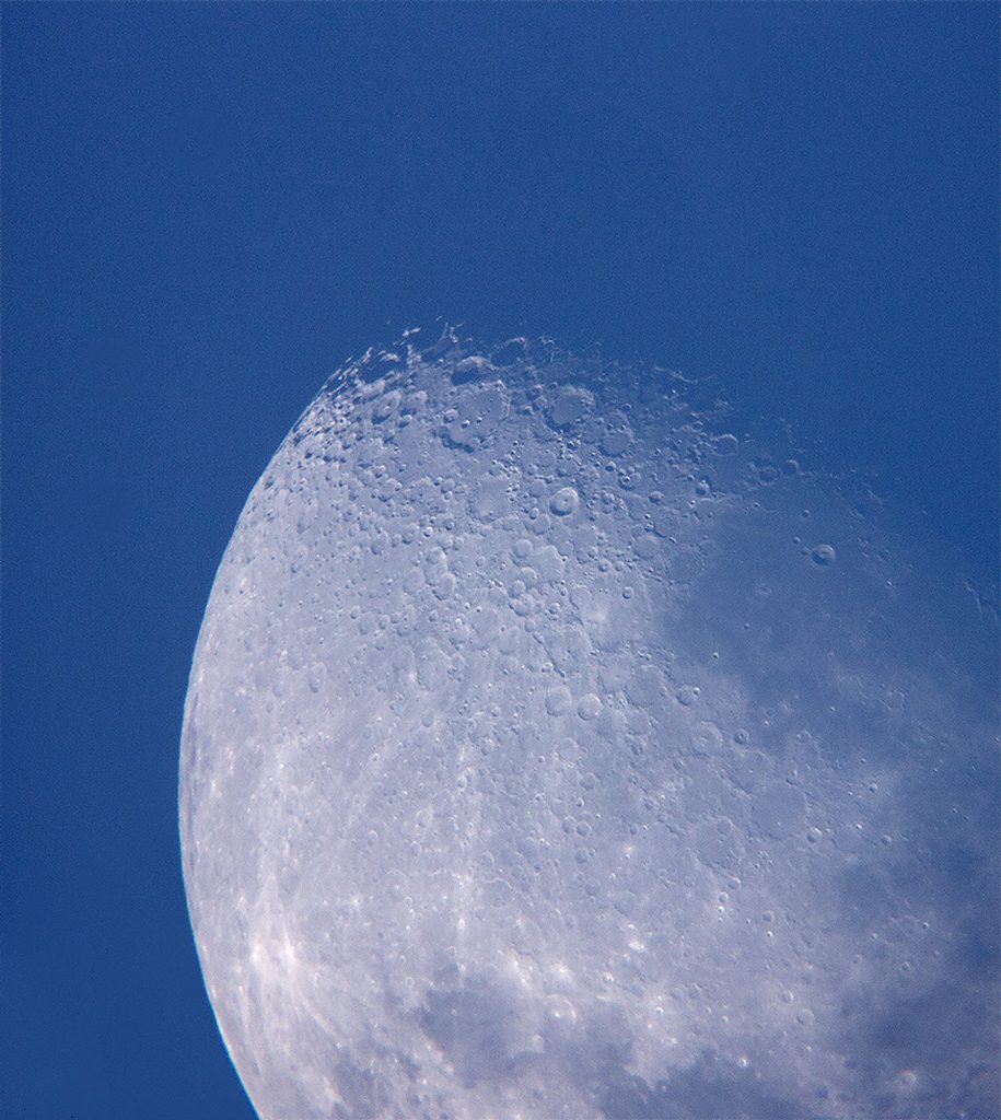 Daylight moon again, but this time it's a zoomed in picture on the craters. They're very sharp.
